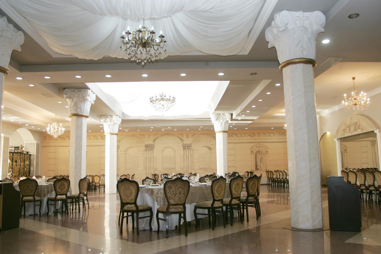 Eleon Hotel Kutaisi Exterior photo